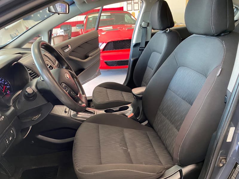 Used 2016 Kia Forte LX image 15