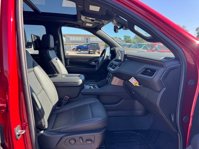 Used 2024 Chevrolet Suburban High Country w/ Advanced Technology Package image 40