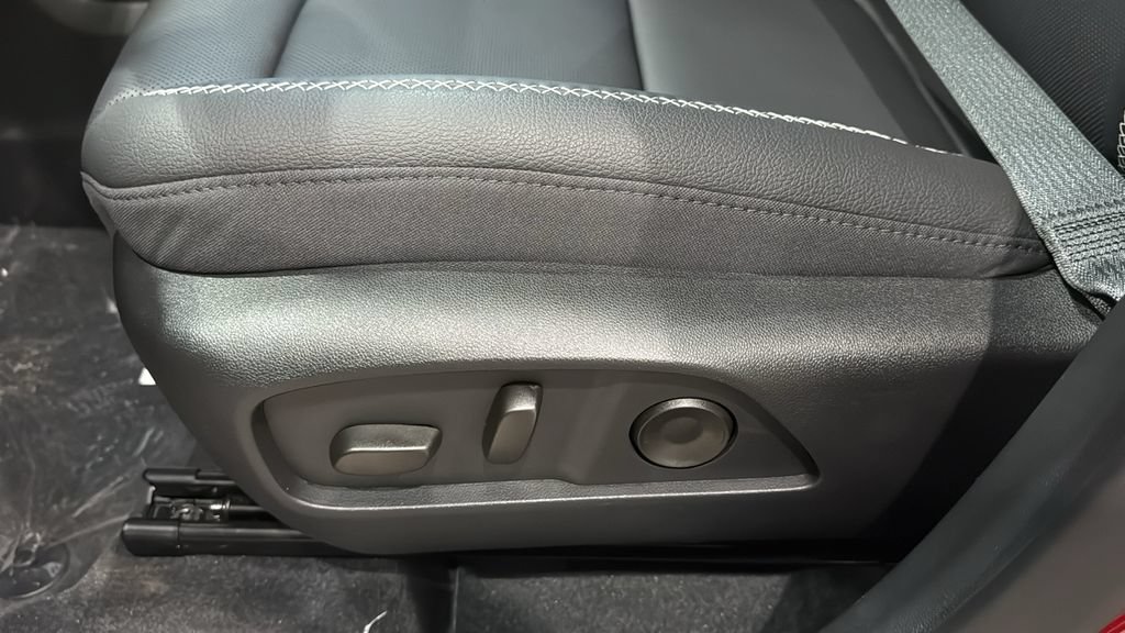 Used 2026 GMC Terrain Denali w/ LPO, Floor Liner Package AWD/4WD image 24