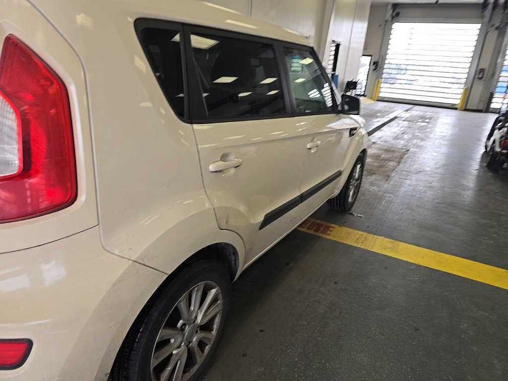 Used 2013 Kia Soul image 4