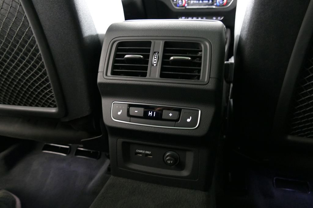 Used 2023 Audi SQ5 Prestige image 5