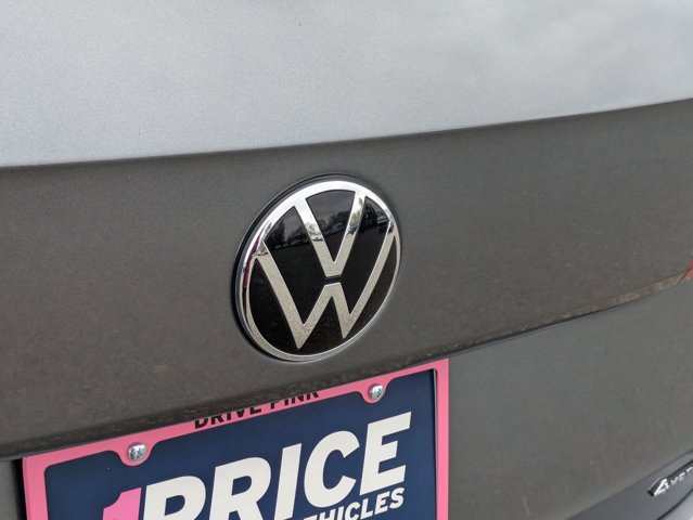 Used 2022 Volkswagen Taos S image 28
