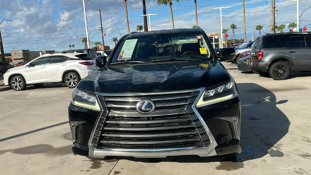 Used 2017 Lexus LX 570 4WD w/ Luxury Package image 2