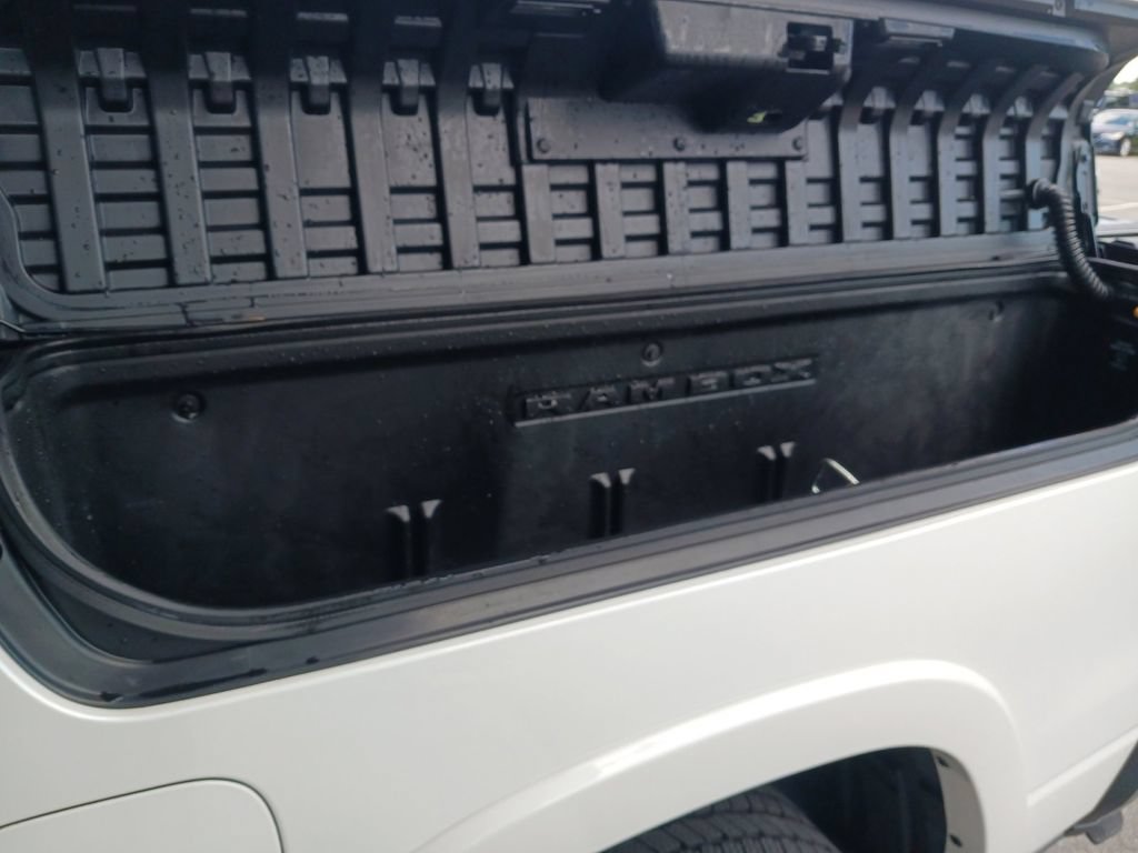 Used 2021 RAM 1500 Laramie AWD/4WD image 39