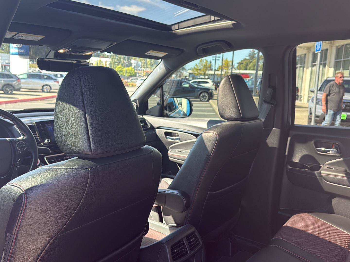 Used 2023 Honda Ridgeline Black Edition image 8