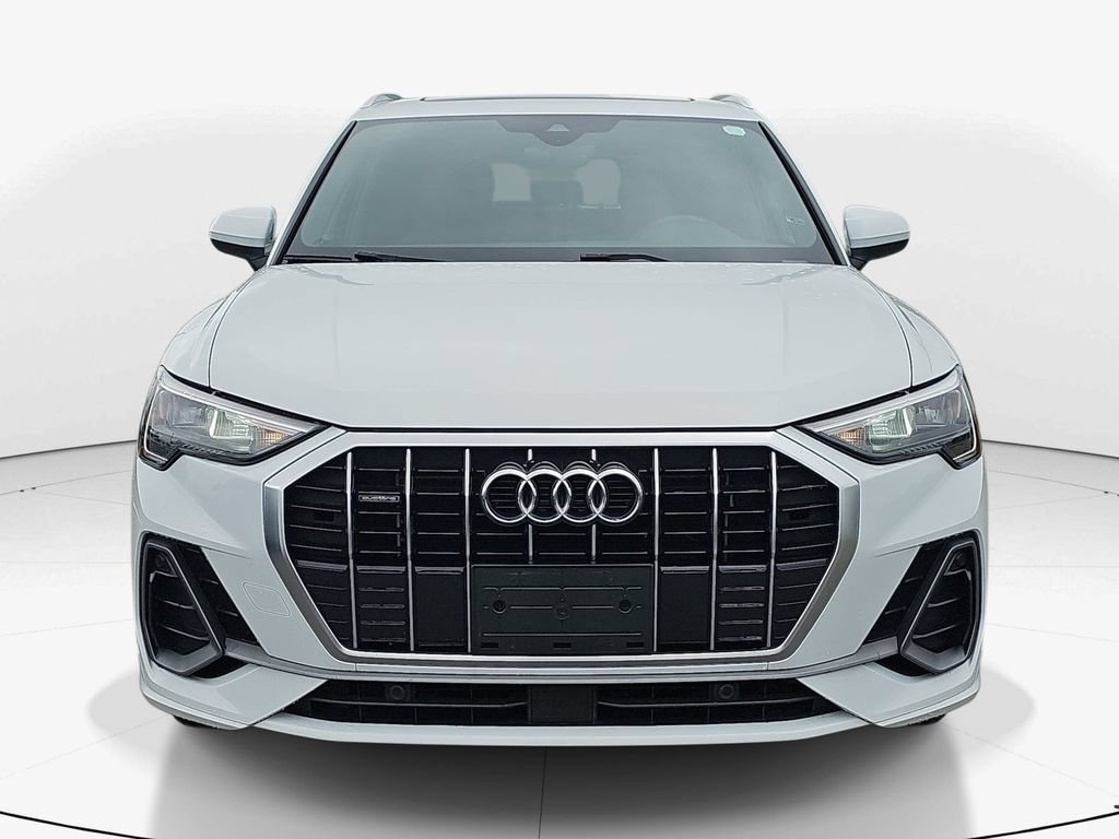 Used 2021 Audi Q3 2.0T Premium w/ Convenience Package AWD/4WD image 12