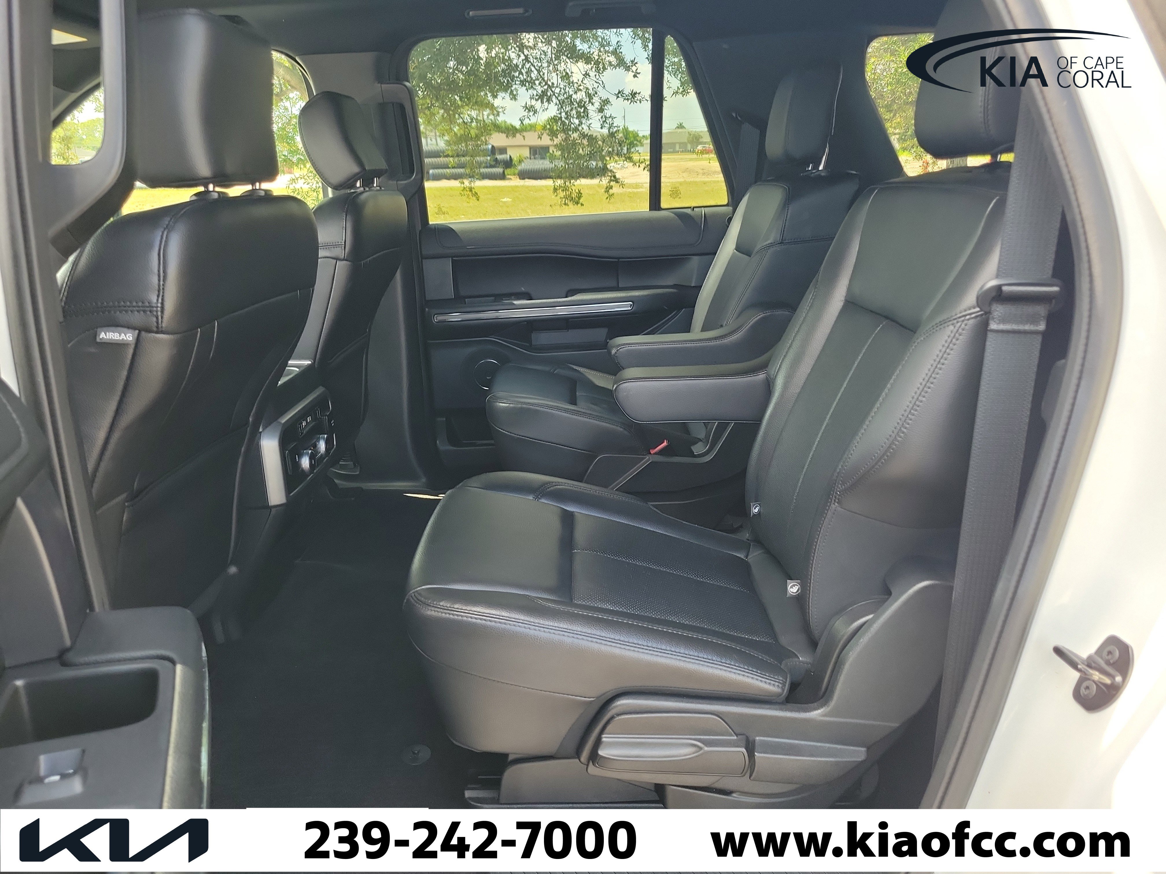 Used 2020 Ford Expedition Max XLT w/ Equipment Group 202A RWD image 14