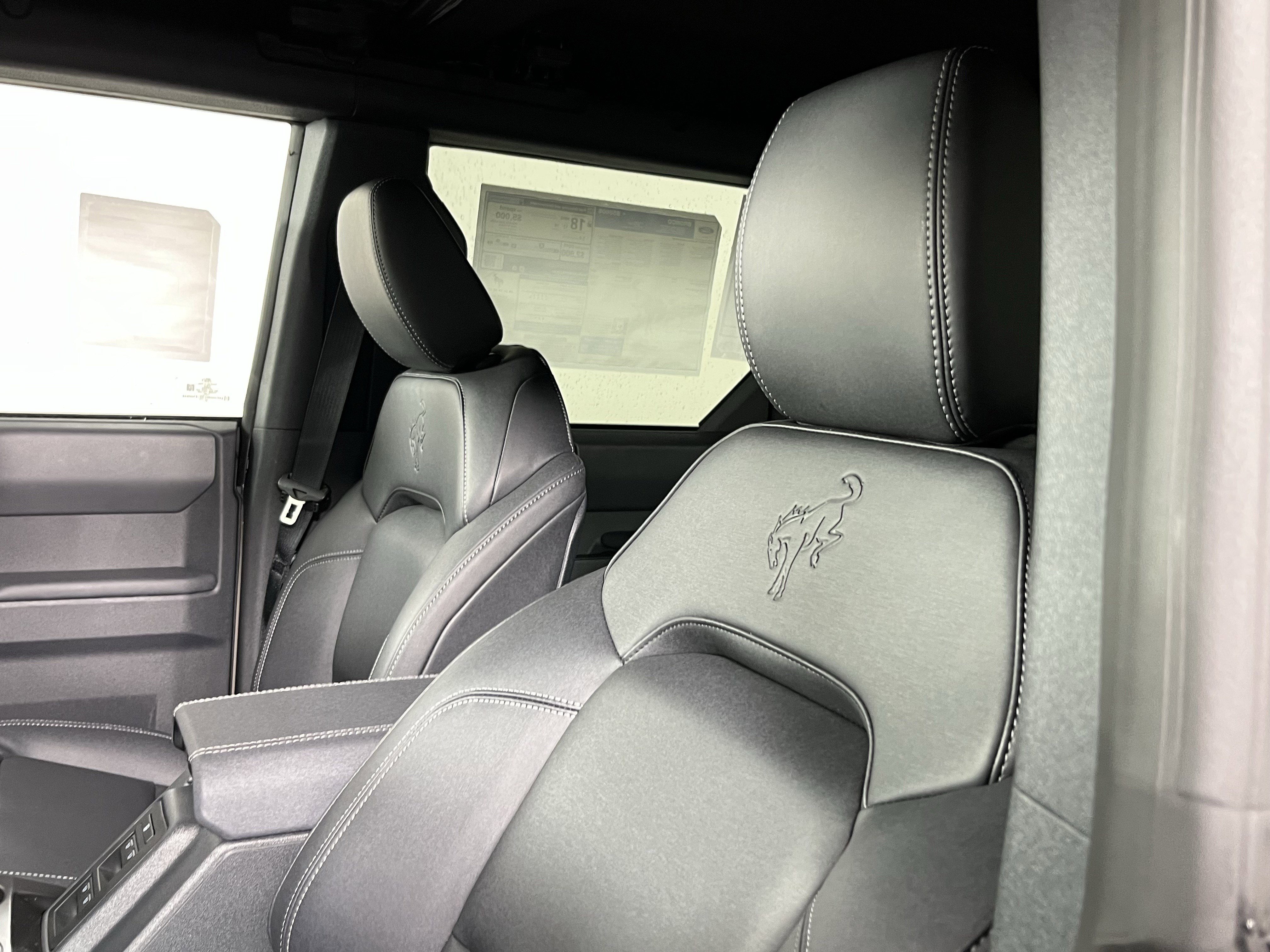 New 2025 Ford Bronco Big Bend w/ Black Diamond Package AWD/4WD image 16