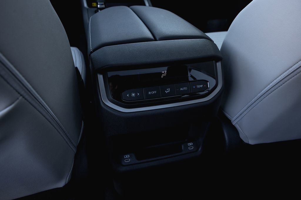 Used 2026 Lexus TX 350 FWD w/ Technology Package image 28