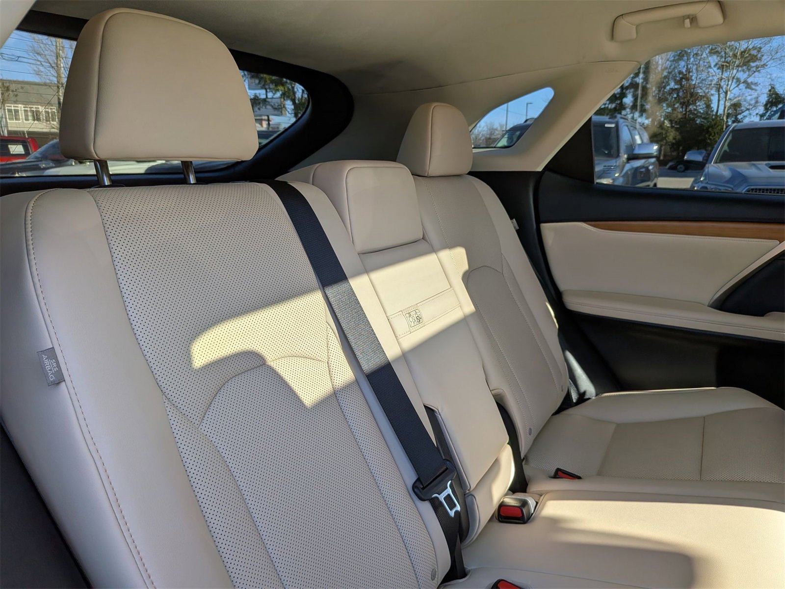 Used 2022 Lexus RX 350 FWD w/ Premium Package image 34