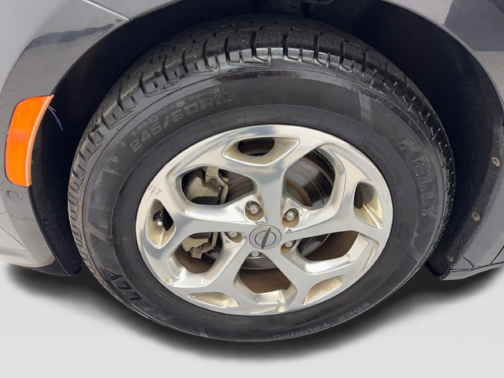 Used 2022 Chrysler Pacifica Limited FWD image 93