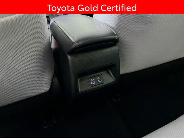 Certified 2024 Toyota Corolla SE image 28