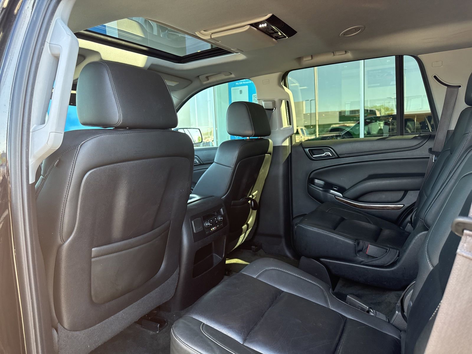 Used 2015 Chevrolet Tahoe LT AWD/4WD image 17