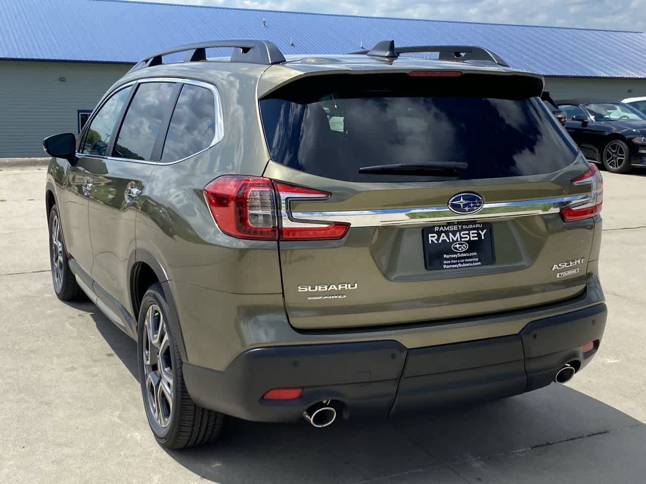 Used 2025 Subaru Ascent Touring image 4