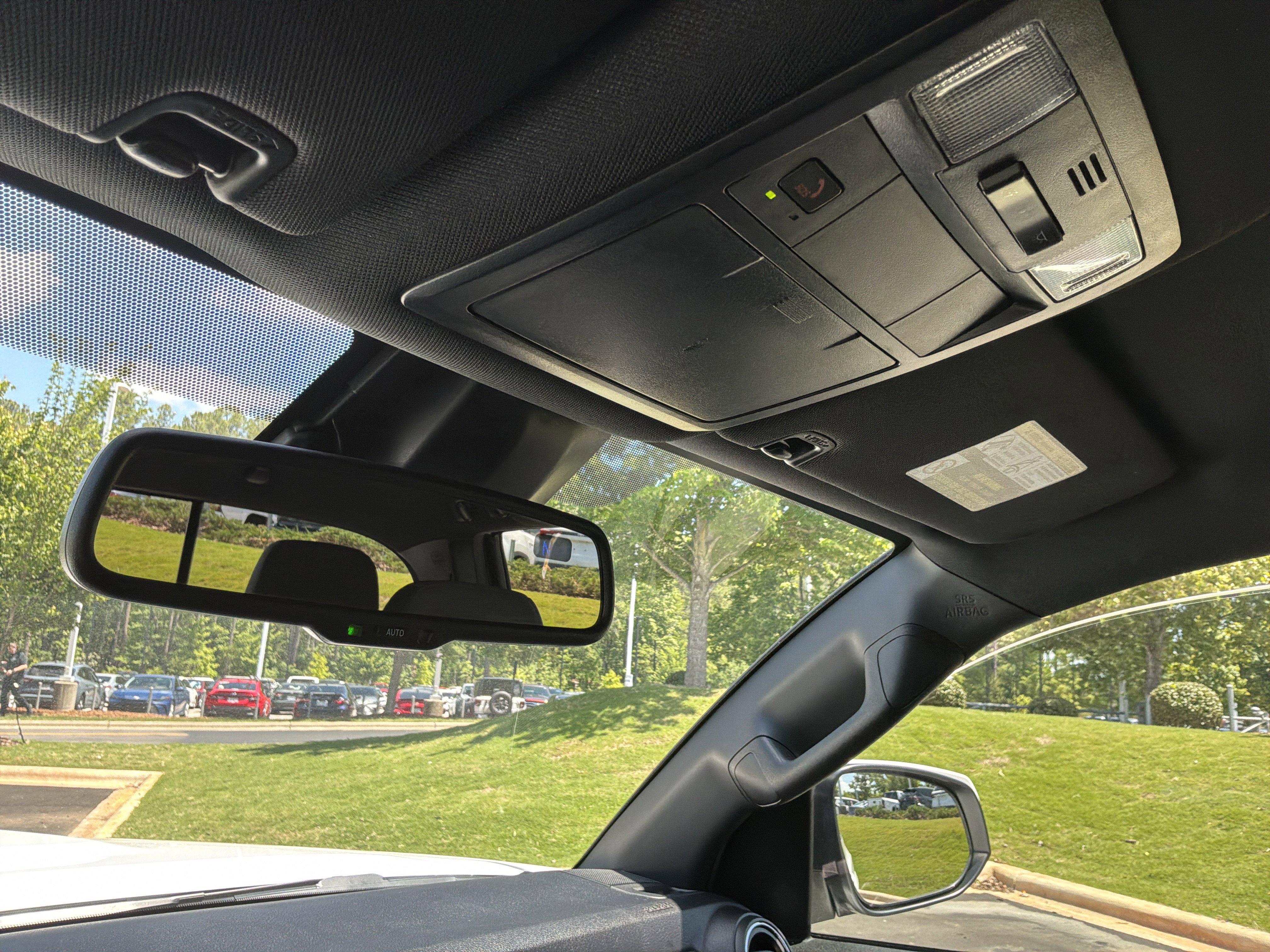Used 2022 Toyota Tacoma TRD Sport w/ Technology Package AWD/4WD image 27