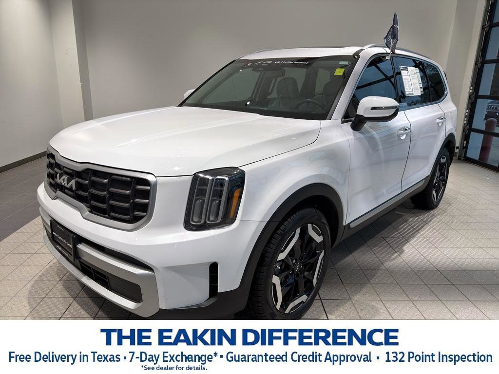 Used 2024 Kia Telluride S w/ S Sunroof Package