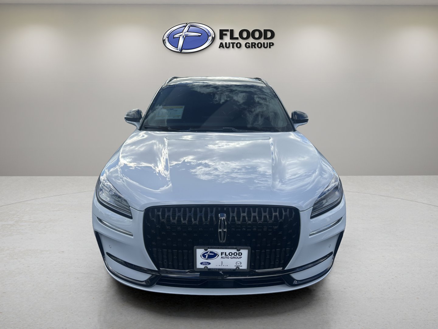 New 2026 Lincoln Corsair Premiere image 2