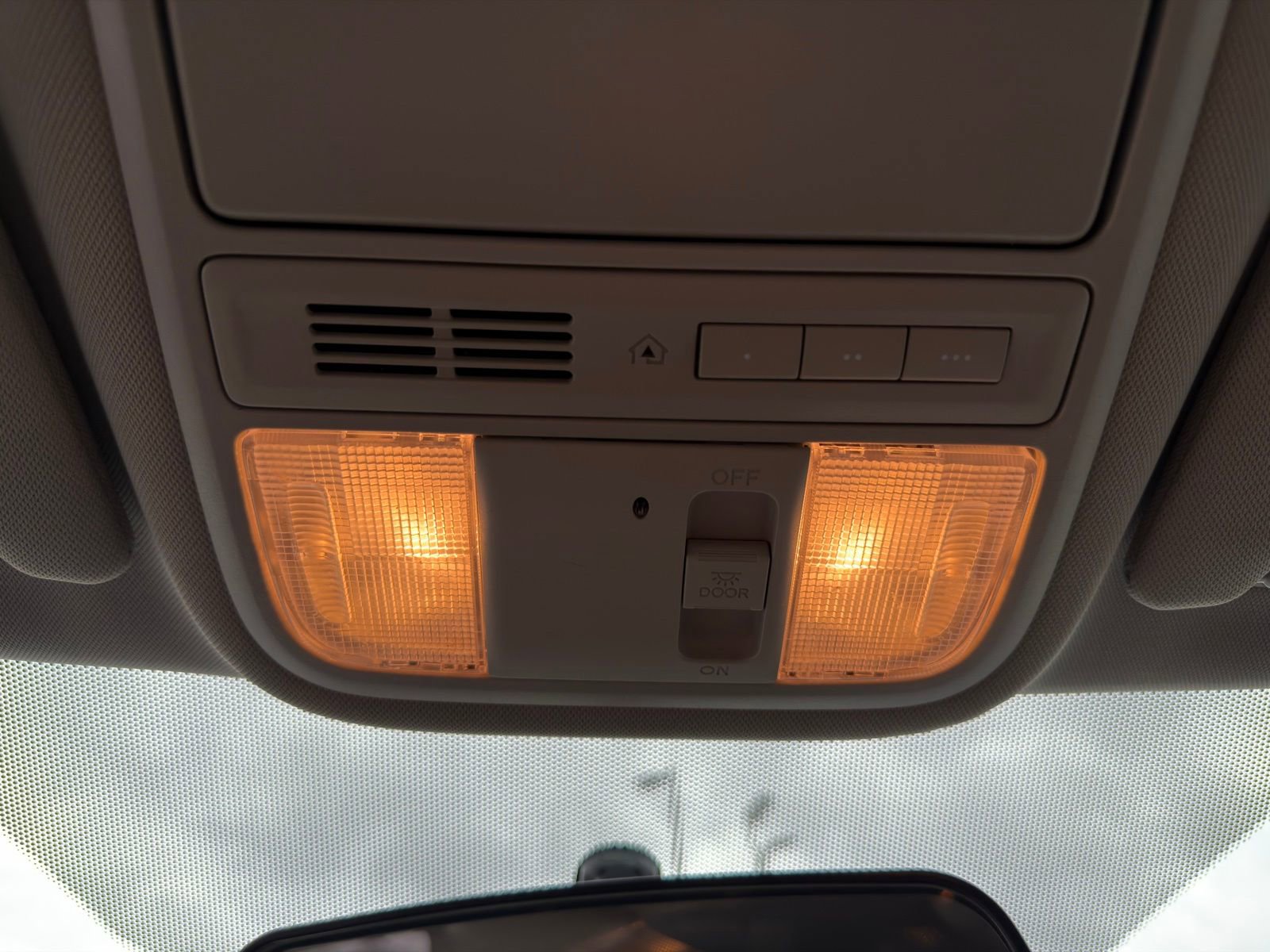 Used 2016 Honda Odyssey SE image 26