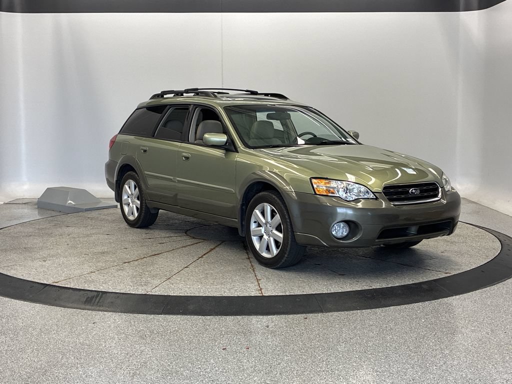 Used 2006 Subaru Outback 2.5i Limited w/ Popular Equipment Group 2B AWD/4WD image 9
