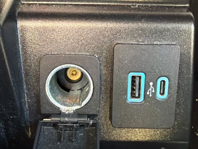 Used 2023 Ford Explorer XLT w/ Equipment Group 202A AWD/4WD image 36