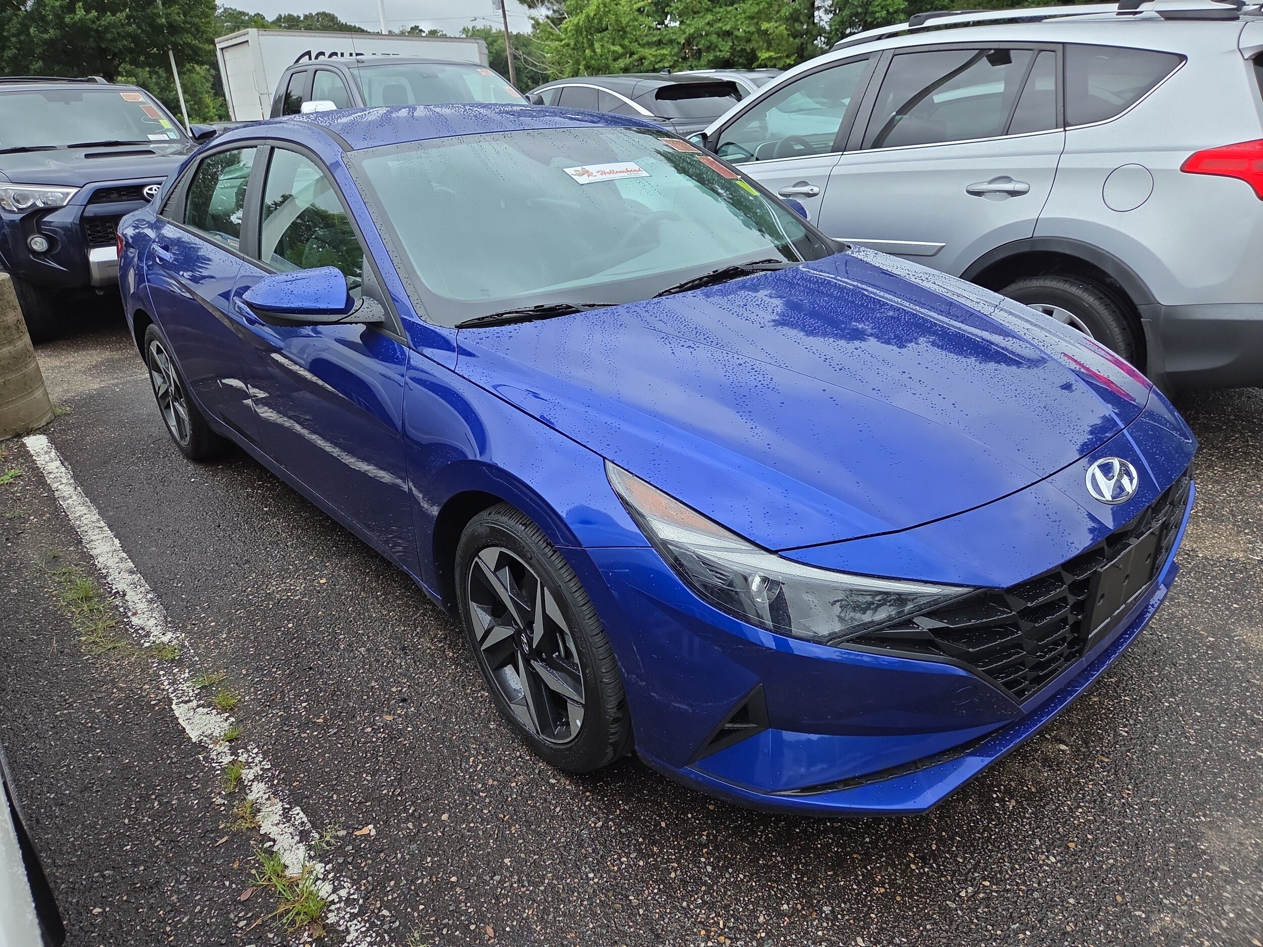 Used 2023 Hyundai Elantra SEL w/ Convenience Package