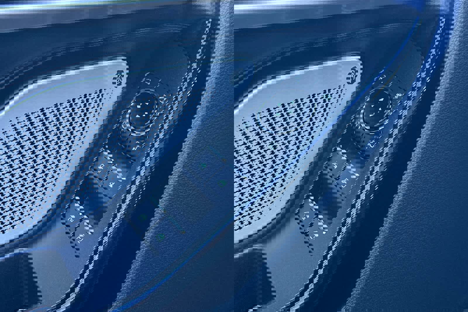 Certified 2023 Ford Explorer Platinum w/ Technology Package image 13