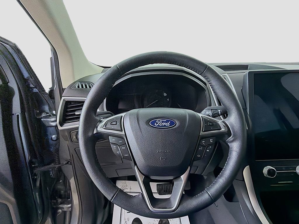 Used 2024 Ford Edge SEL w/ Convenience Package image 28