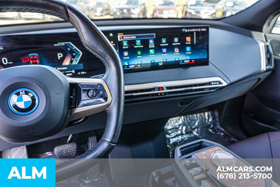 Used 2022 BMW iX xDrive50 w/ Convenience Package image 34