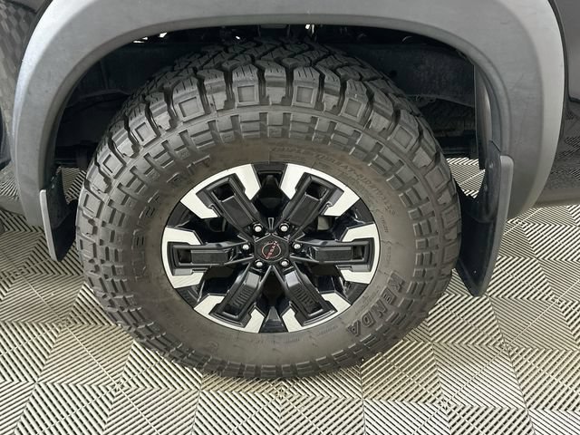 Used 2022 Nissan Frontier PRO-4X AWD/4WD image 23