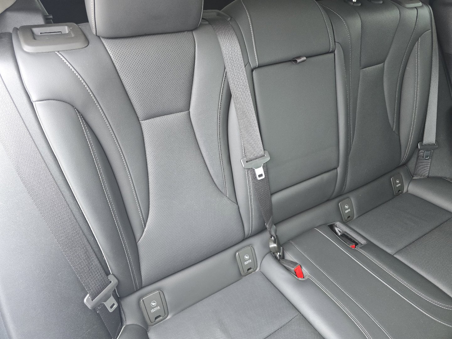 Used 2023 Buick Envision Essence image 27