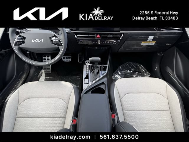 New 2026 Kia Niro SX Touring FWD image 12