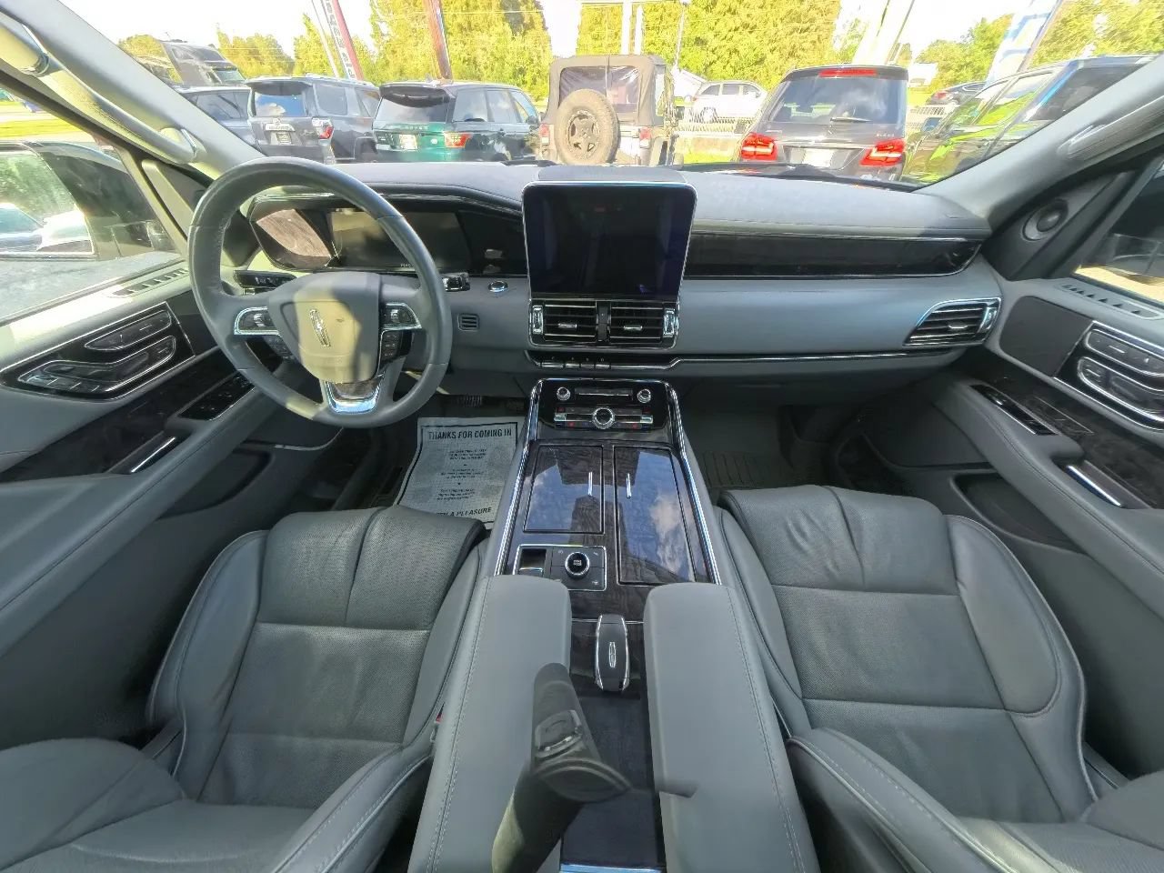 Used 2019 Lincoln Navigator L Reserve AWD/4WD image 25