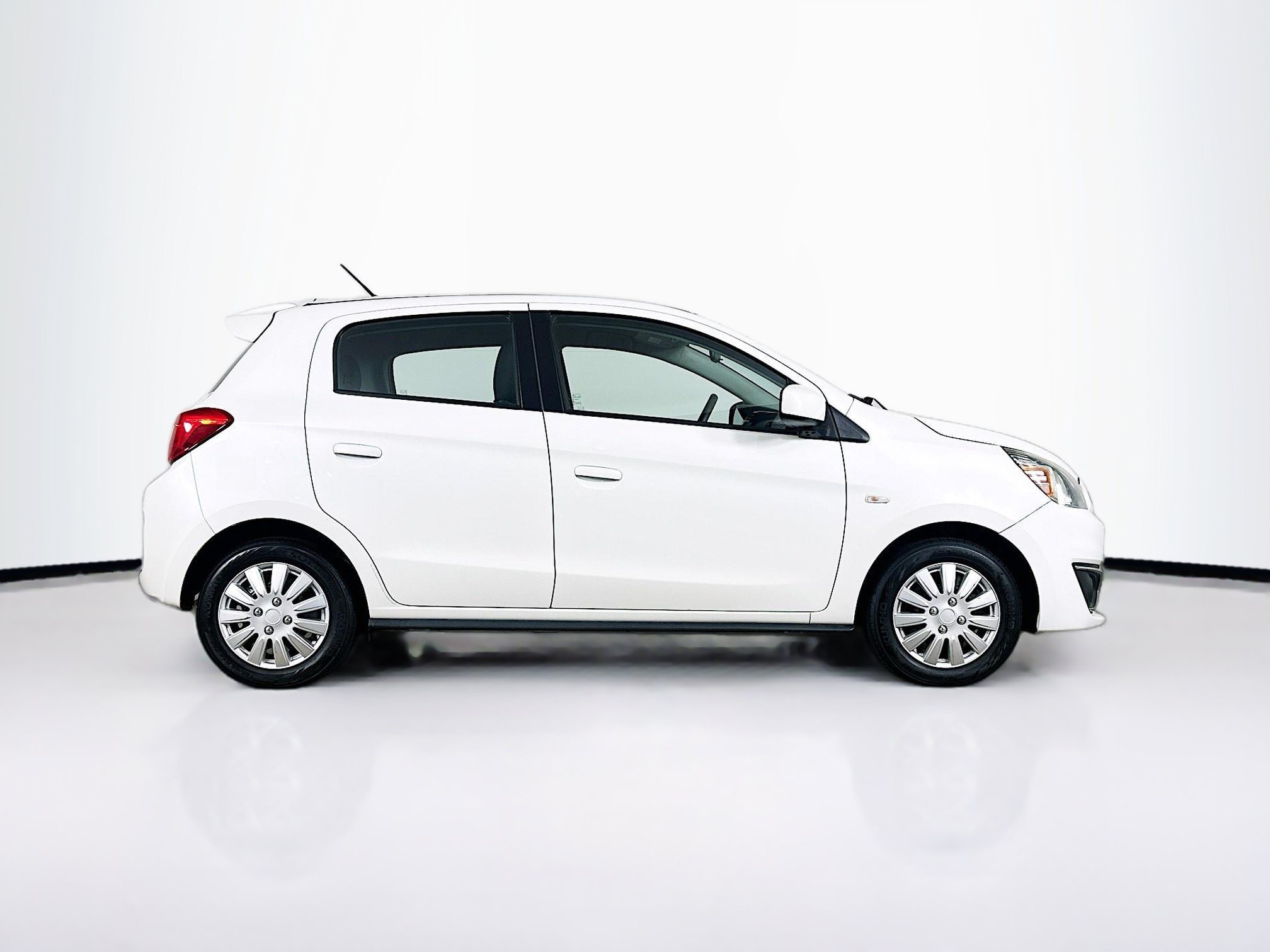 Used 2020 Mitsubishi Mirage ES FWD image 10