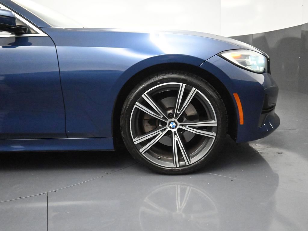 Used 2021 BMW 330i Sedan w/ Convenience Package image 5