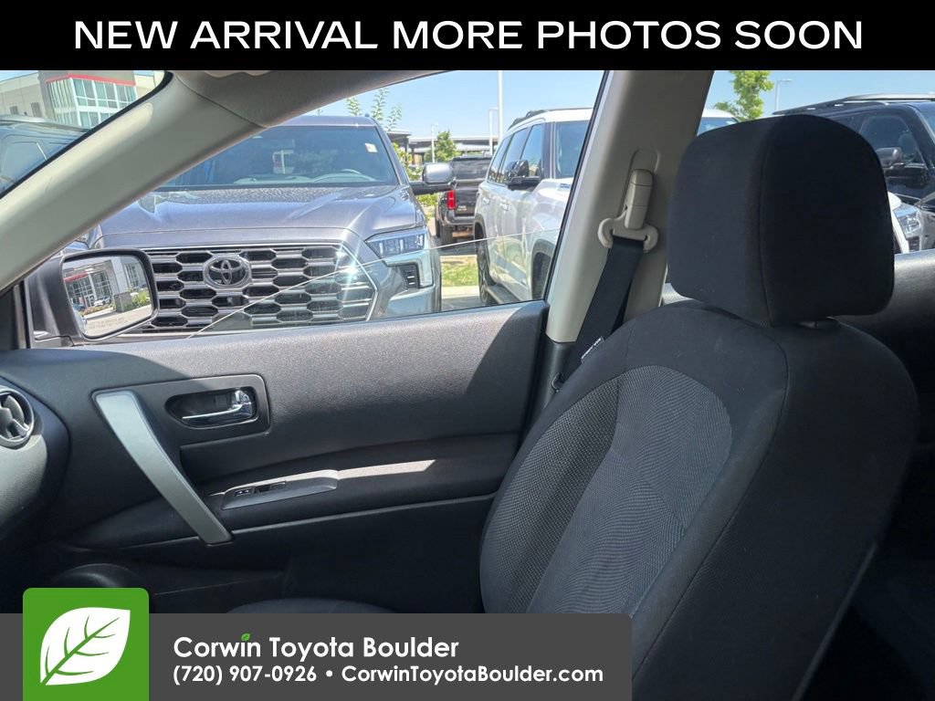 Used 2013 Nissan Rogue S w/ Special Edition Pkg AWD/4WD image 11