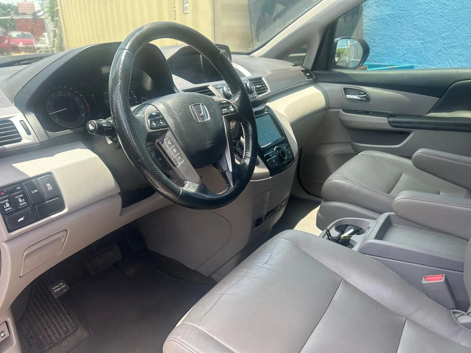 Used 2015 Honda Odyssey EX-L image 12