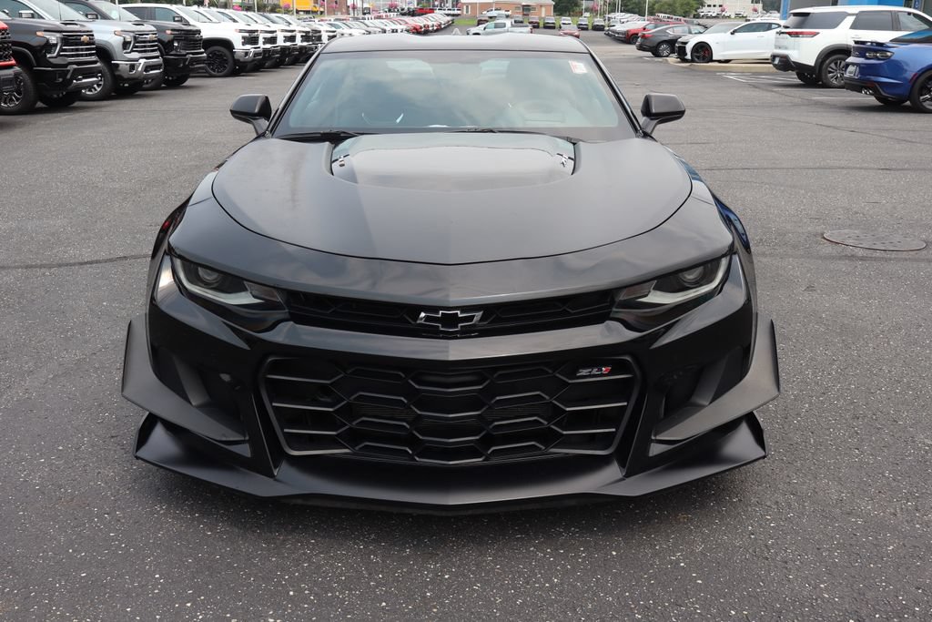 Used 2022 Chevrolet Camaro ZL1 RWD image 29