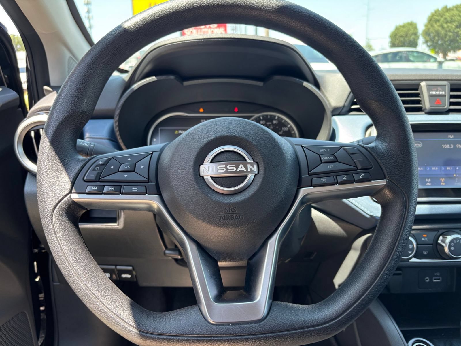 Used 2025 Nissan Versa SV FWD image 21