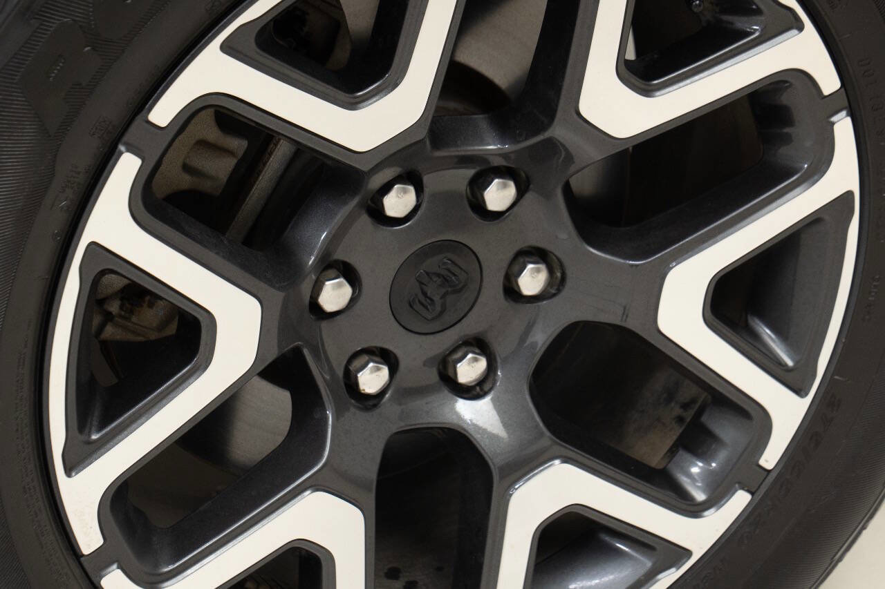 Used 2025 RAM 1500 Laramie w/ Laramie Southwest Edition image 75