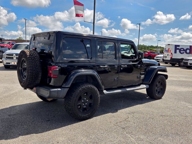 Used 2019 Jeep Wrangler Unlimited Sahara w/ Safety Group AWD/4WD image 13