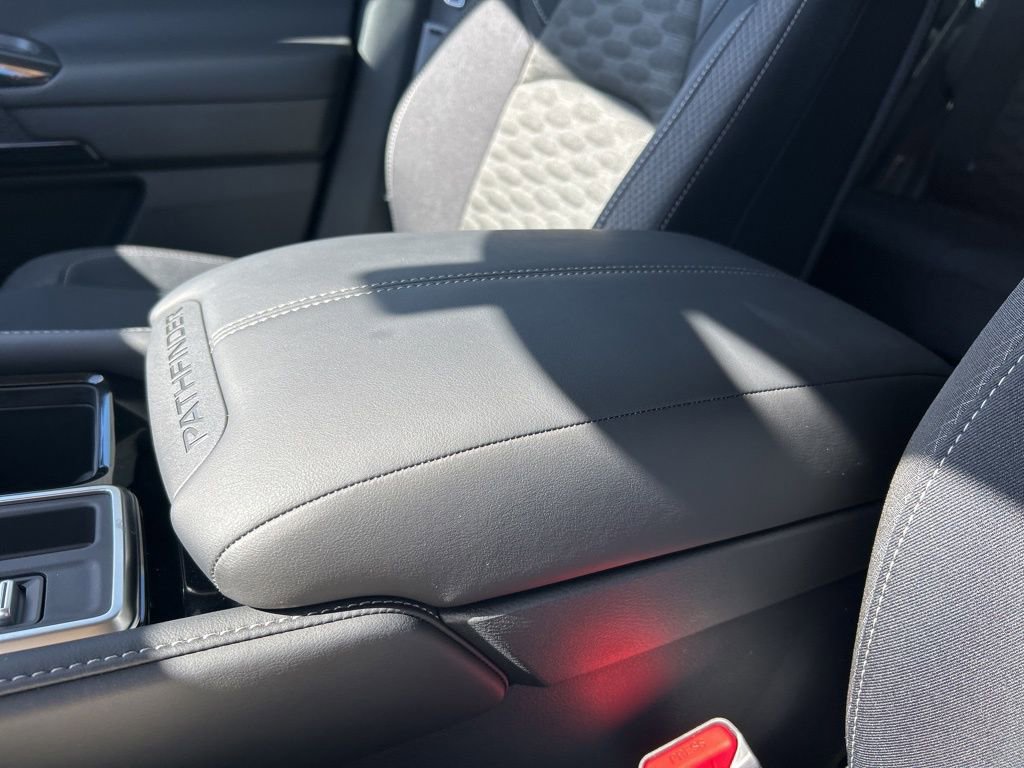 New 2026 Nissan Pathfinder SV image 37