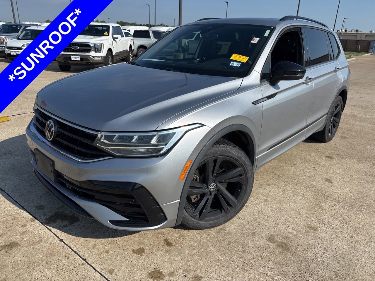 Used 2023 Volkswagen Tiguan SE R-Line