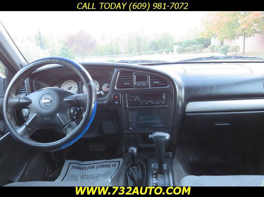 Used 2004 Nissan Pathfinder SE w/ (POP) SE Popular Pkg image 33