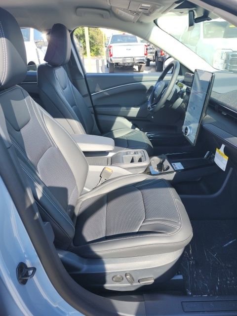 New 2025 Ford Mustang Mach-E Premium image 13