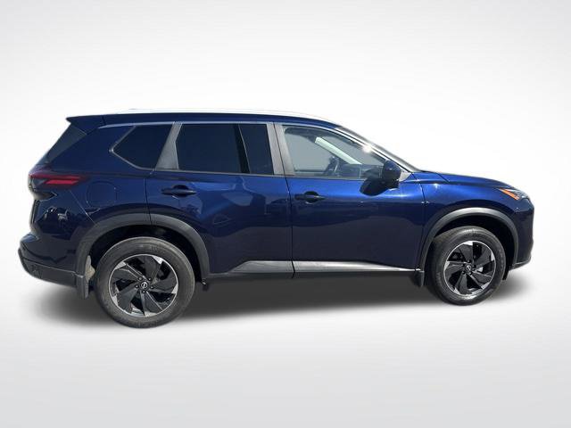 Used 2024 Nissan Rogue SV w/ SV Premium Package AWD/4WD image 6