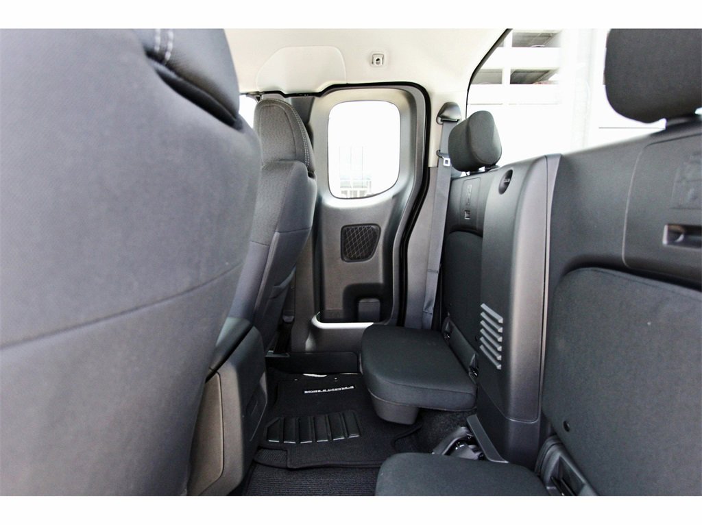 Certified 2024 Nissan Frontier SV w/ Technology Package image 10