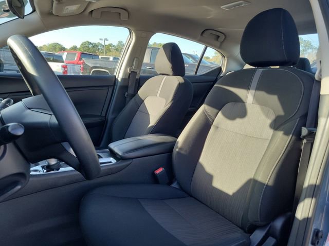 Used 2025 Nissan Sentra SV image 15