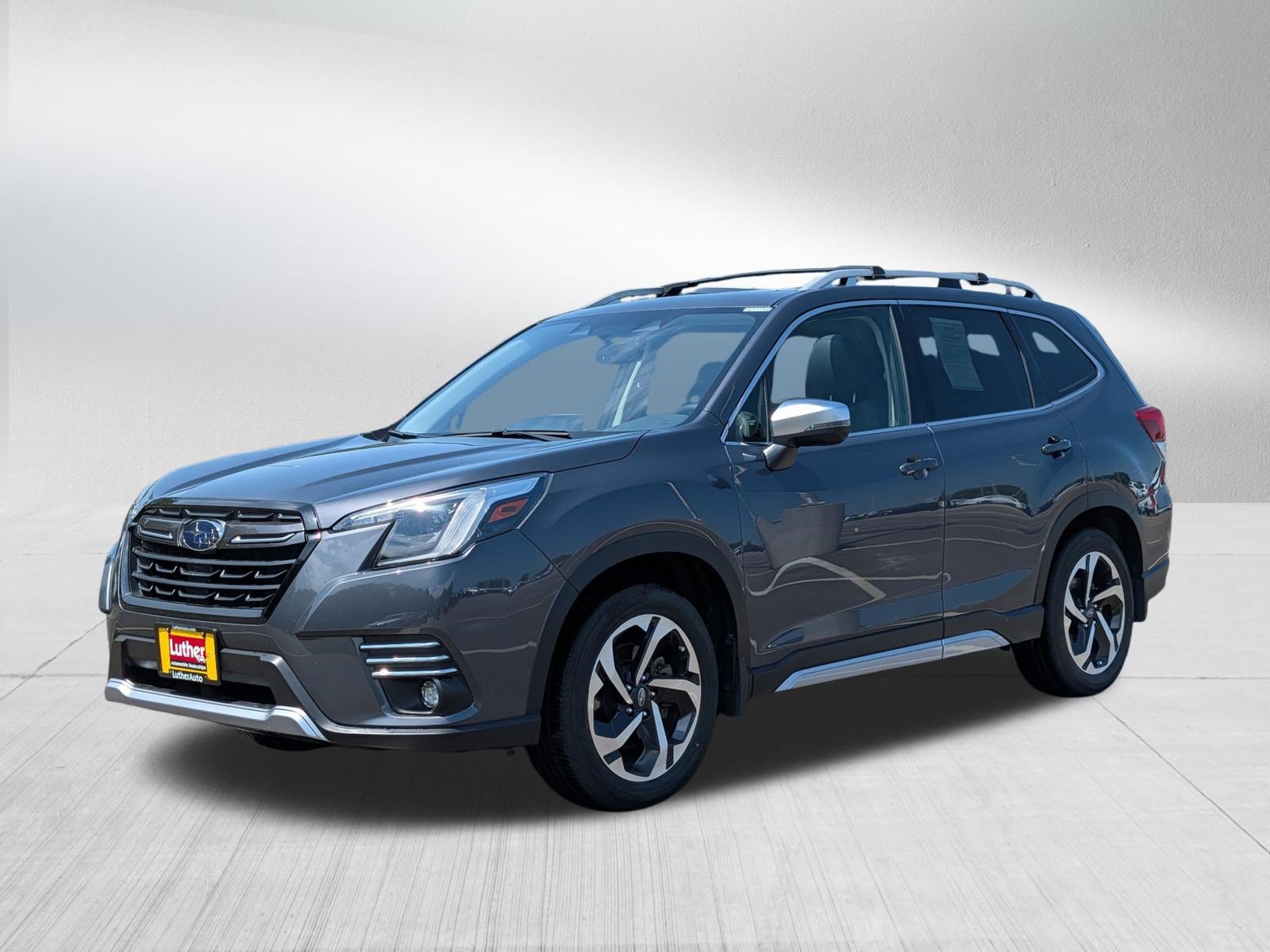 Used 2024 Subaru Forester Touring AWD/4WD image 3