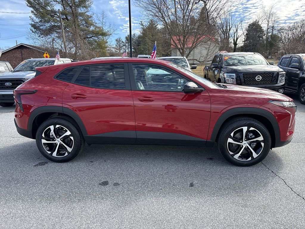 New 2026 Chevrolet Trax RS w/ Sunroof Package image 10