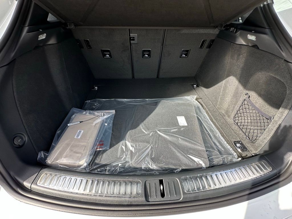 Used 2026 Porsche Macan S image 41